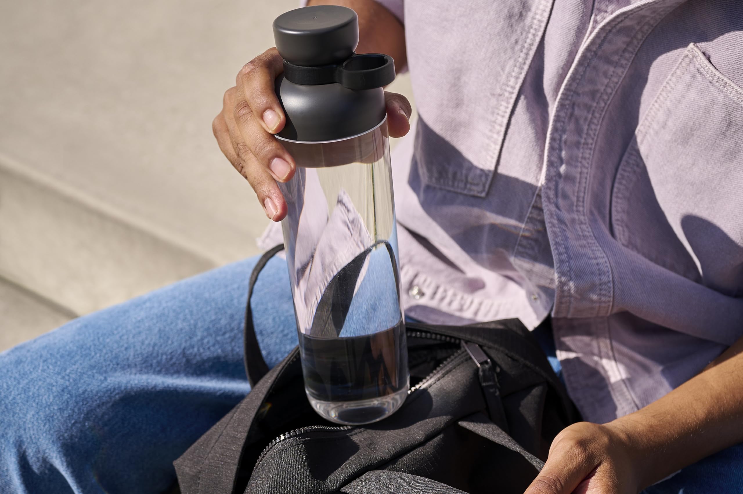 Mepal - Trinkflasche Vita - Große Wasserflasche - 2 Öffnungen für zusätzlichen Trinkkomfort - Wiederbefüllbare Trinkflasche – Sport Trinkflasche - 900 ml - Nordic sage